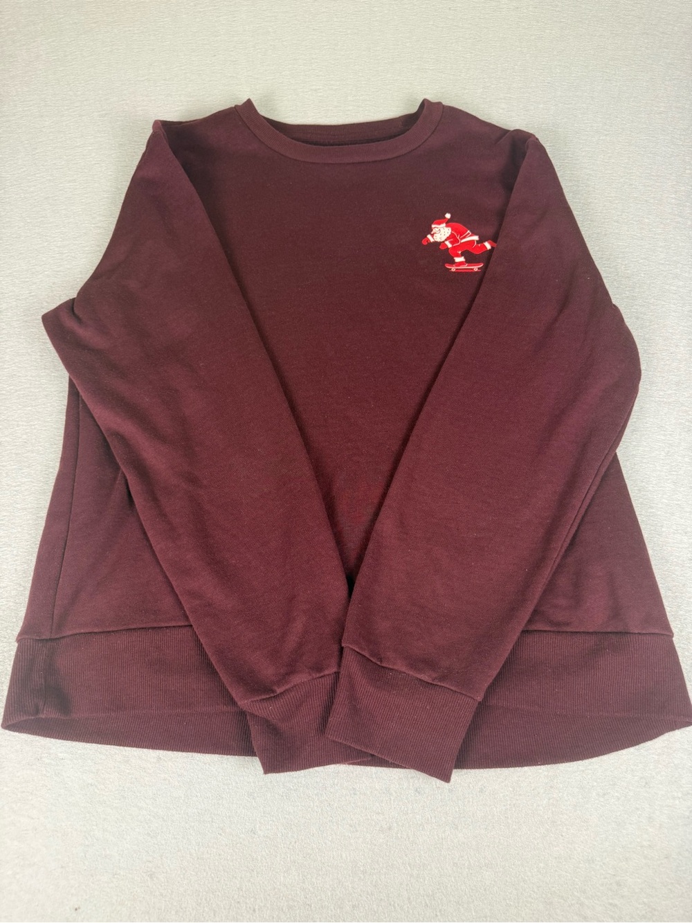Old Navy Christmas Sweatshirt. Size L